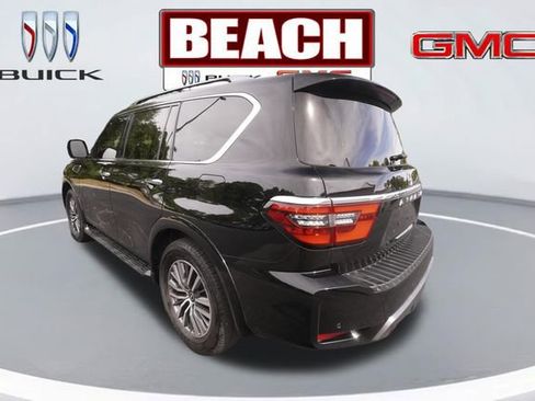 Used 2023 Nissan Armada SL w/ Captain's Chairs Package RWD image 5