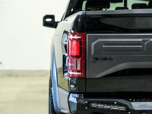 Used 2018 Ford F150 Raptor w/ Equipment Group 802A Luxury AWD/4WD image 33