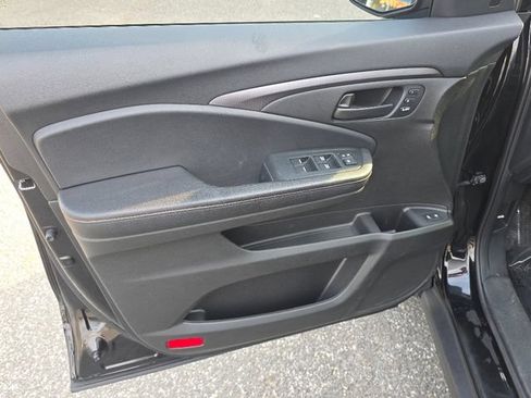 Used 2022 Honda Passport TrailSport image 26