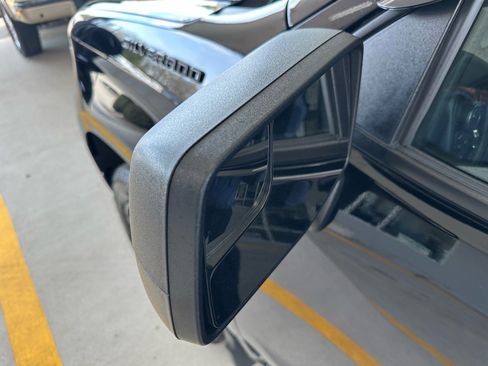 Used 2025 Chevrolet Silverado 1500 Custom w/ Turbomax Blackout Package image 17