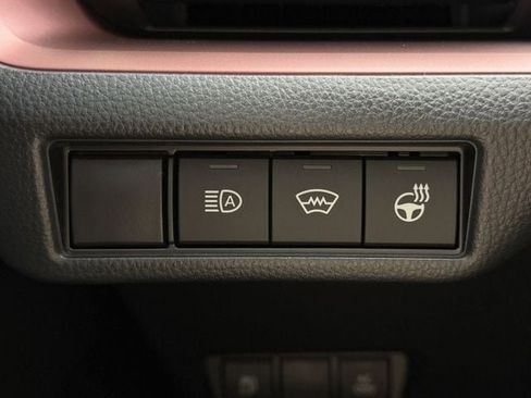 New 2026 Toyota Prius Plug-In Hybrid FWD image 21