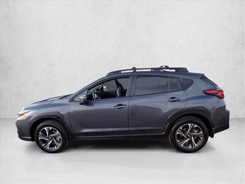 Used 2024 Subaru Crosstrek 2.0i Premium image 2