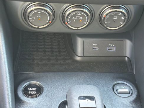 Used 2025 Nissan Z Performance w/ Floor Mat Package RWD image 26