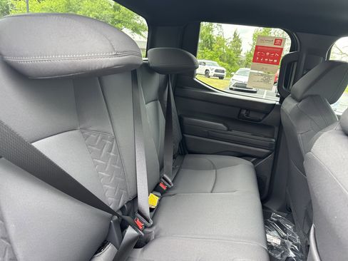 New 2025 Toyota Tacoma SR5 AWD/4WD image 28