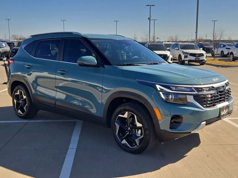 New 2026 Kia Sportage S image 8