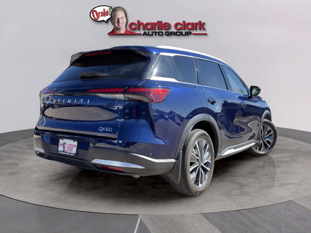 Used 2026 INFINITI QX60 Luxe w/ Cargo Package FWD image 5