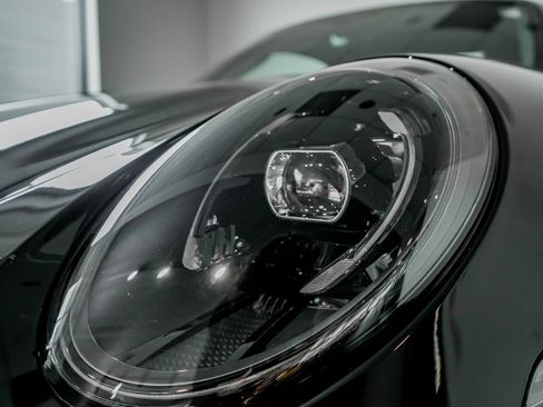 Certified 2025 Porsche 911 Targa 4 GTS image 31