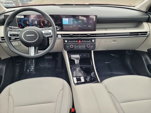 New 2026 Hyundai Tucson SE image 7