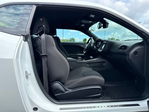 Used 2019 Dodge Challenger R/T Scat Pack w/ Stars & Stripes Edition RWD image 11