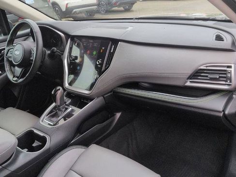 Used 2025 Subaru Outback Onyx Edition AWD/4WD image 31