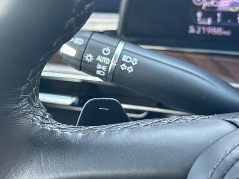 Certified 2024 Cadillac Escalade ESV Premium Luxury Platinum image 38