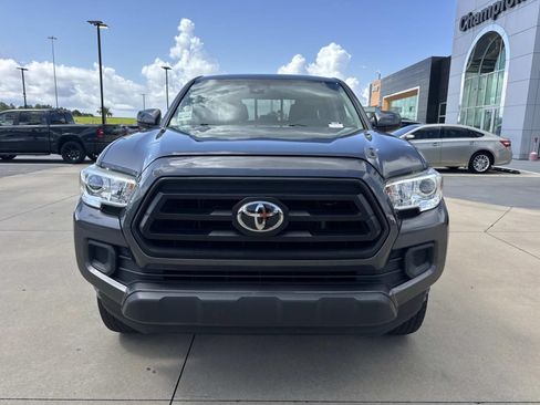 Used 2020 Toyota Tacoma SR w/ SR Convenience Package RWD image 2