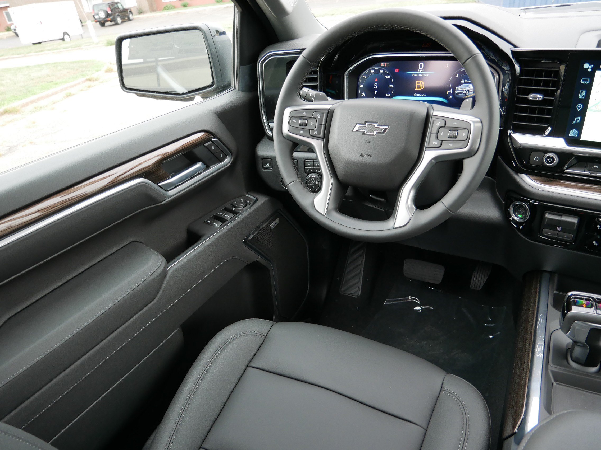 New 2026 Chevrolet Silverado 1500 RST w/ RST All Star Premium Package AWD/4WD image 13
