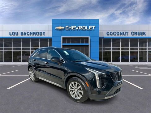 Used 2019 Cadillac XT4 Premium Luxury image 2