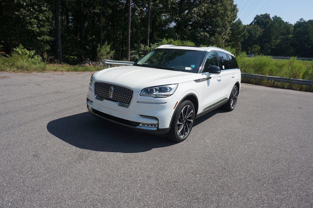Used 2020 Lincoln Aviator Reserve w/ Equipment Group 202A AWD/4WD image 25