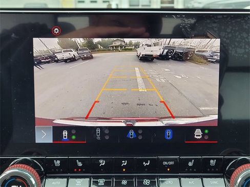 Used 2024 GMC Canyon AT4X image 12