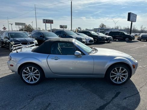 Used 2007 MAZDA MX-5 Miata Touring image 8