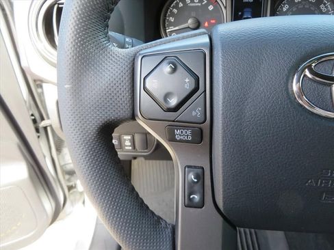 Used 2023 Toyota Tacoma TRD Sport image 20