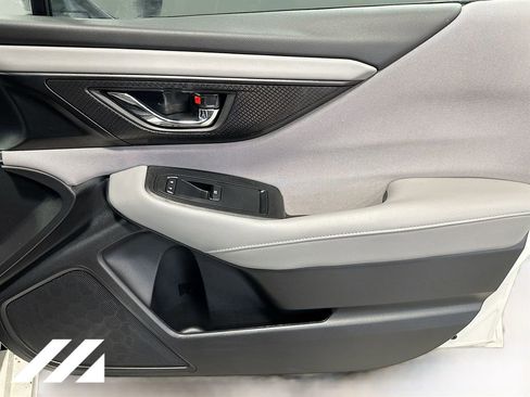 Used 2025 Subaru Legacy Premium AWD/4WD image 30