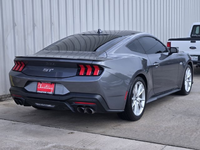 Used 2025 Ford Mustang GT Premium RWD image 10