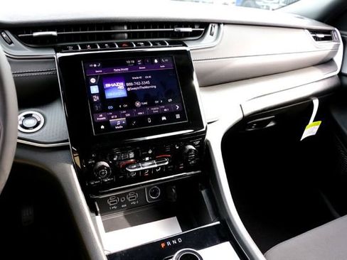 New 2025 Jeep Grand Cherokee L Laredo w/ Luxury Tech Group I image 13