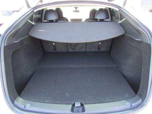 Used 2023 Tesla Model Y Long Range AWD/4WD image 30