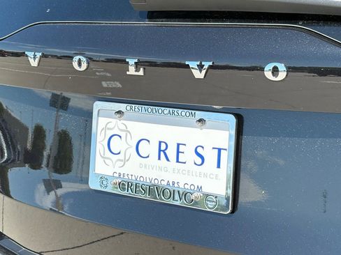 New 2026 Volvo XC90 T8 Plus w/ Protection Package Premier image 7