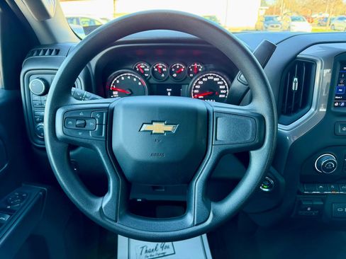 Used 2024 Chevrolet Silverado 1500 Custom image 26