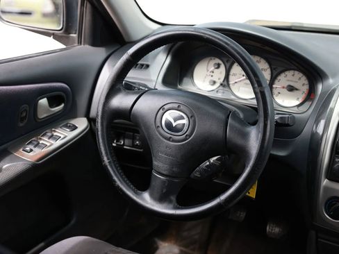 Used 2003 MAZDA Protege5 Hatchback 4D image 27