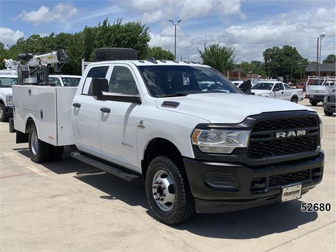 Used 2022 RAM 3500 Tradesman AWD/4WD image 4