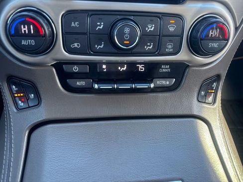 Used 2019 GMC Yukon Denali w/ Denali Ultimate Package image 48