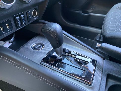Used 2021 Mitsubishi Outlander Sport SE AWD/4WD image 59