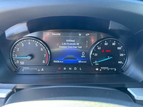 Used 2022 Ford Explorer XLT AWD/4WD image 19