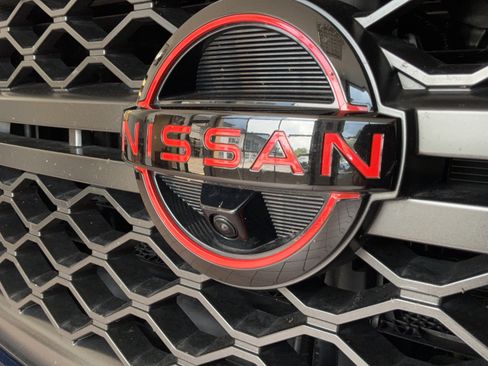 Used 2024 Nissan Titan PRO-4X w/ Pro-4x Convenience Package AWD/4WD image 47