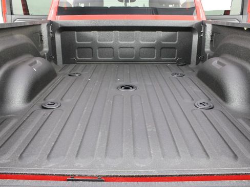 New 2026 RAM 2500 Big Horn AWD/4WD image 18