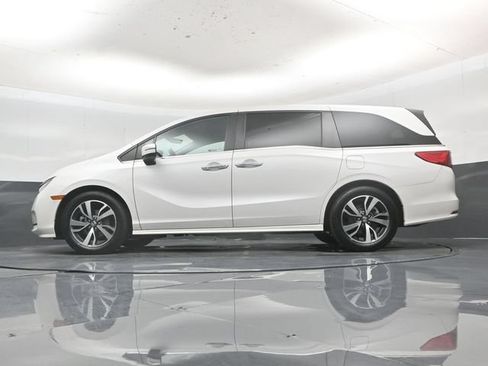 Used 2023 Honda Odyssey Touring image 53