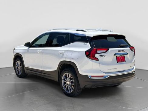 Used 2023 GMC Terrain SLT w/ Tech Package AWD/4WD image 6
