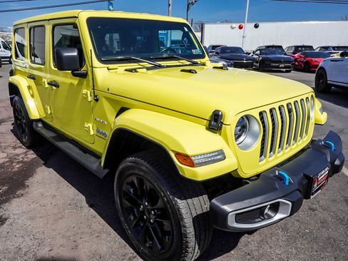 Used 2023 Jeep Wrangler Unlimited Sahara w/ Cold Weather Group image 3