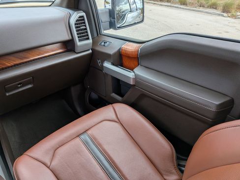 Used 2018 Ford F150 King Ranch w/ Equipment Group 601A Luxury image 19