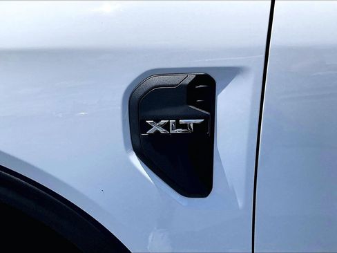 Used 2025 Ford Ranger XLT AWD/4WD image 8