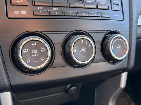 Used 2015 Subaru Forester 2.5i w/ Alloy Wheel Package image 15