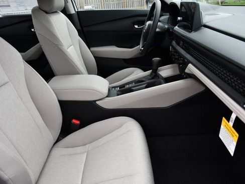 New 2026 Honda Accord LX image 27