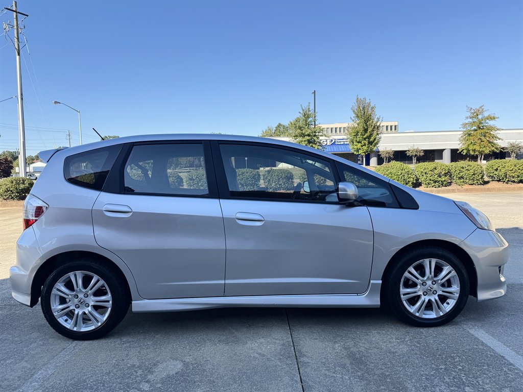 Used 2011 Honda Fit Sport image 10