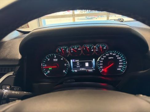 Used 2018 Chevrolet Tahoe LT image 34