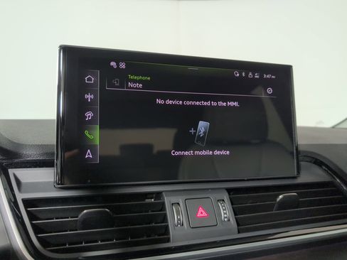 Certified 2025 Audi Q5 2.0T Premium Plus w/ Premium Plus Package image 8