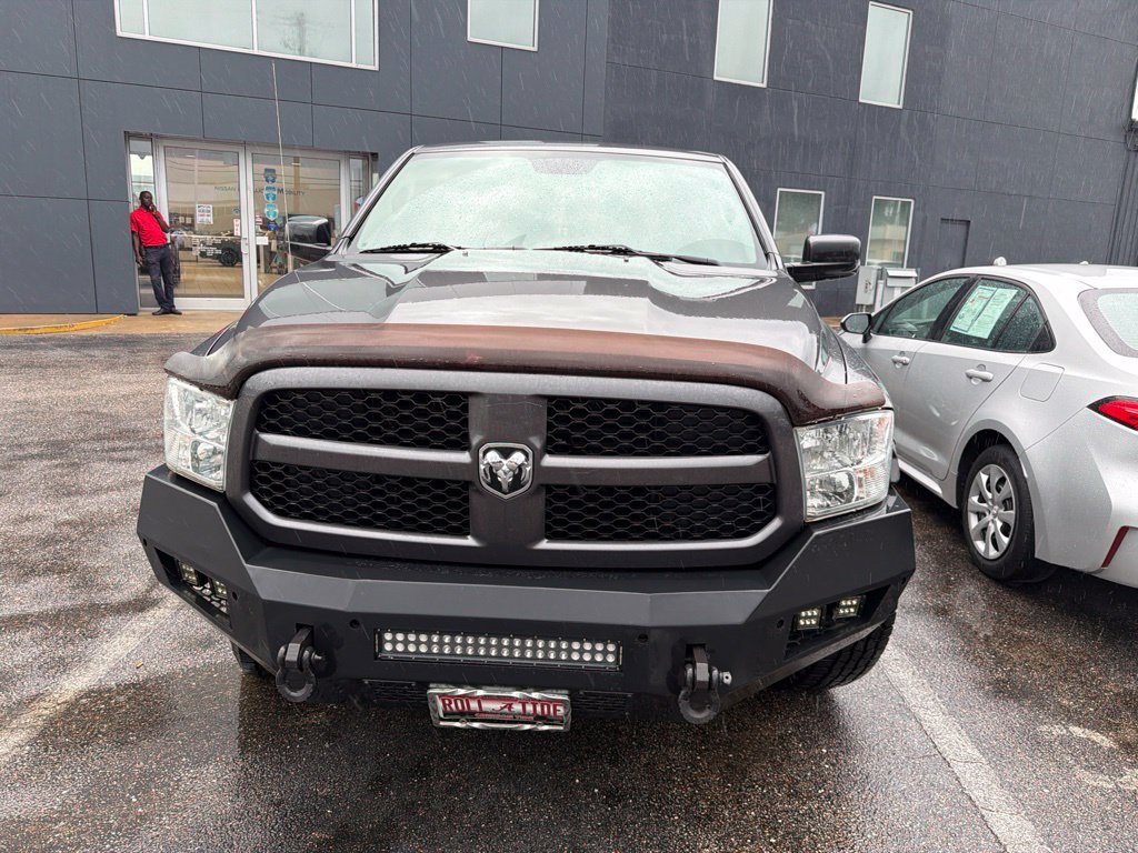Used 2016 RAM 1500 Express w/ Popular Equipment Group AWD/4WD image 2