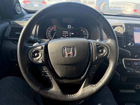 Used 2022 Honda Ridgeline Black Edition image 6