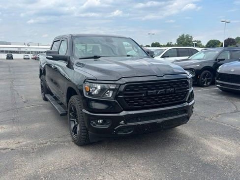 Used 2022 RAM 1500 Big Horn AWD/4WD image 3