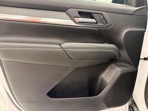 Used 2026 GMC Terrain Elevation w/ Black Edition FWD image 11
