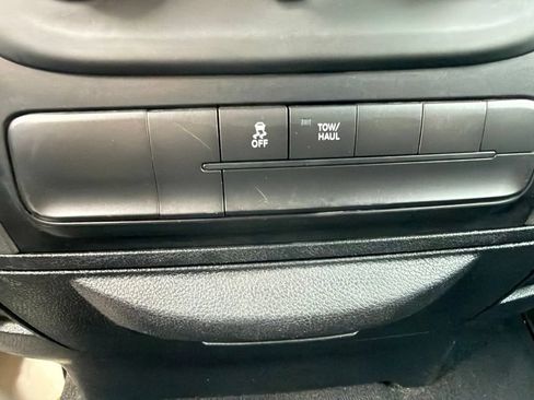 Used 2018 RAM 1500 Express w/ Wheel & Sound Group AWD/4WD image 23